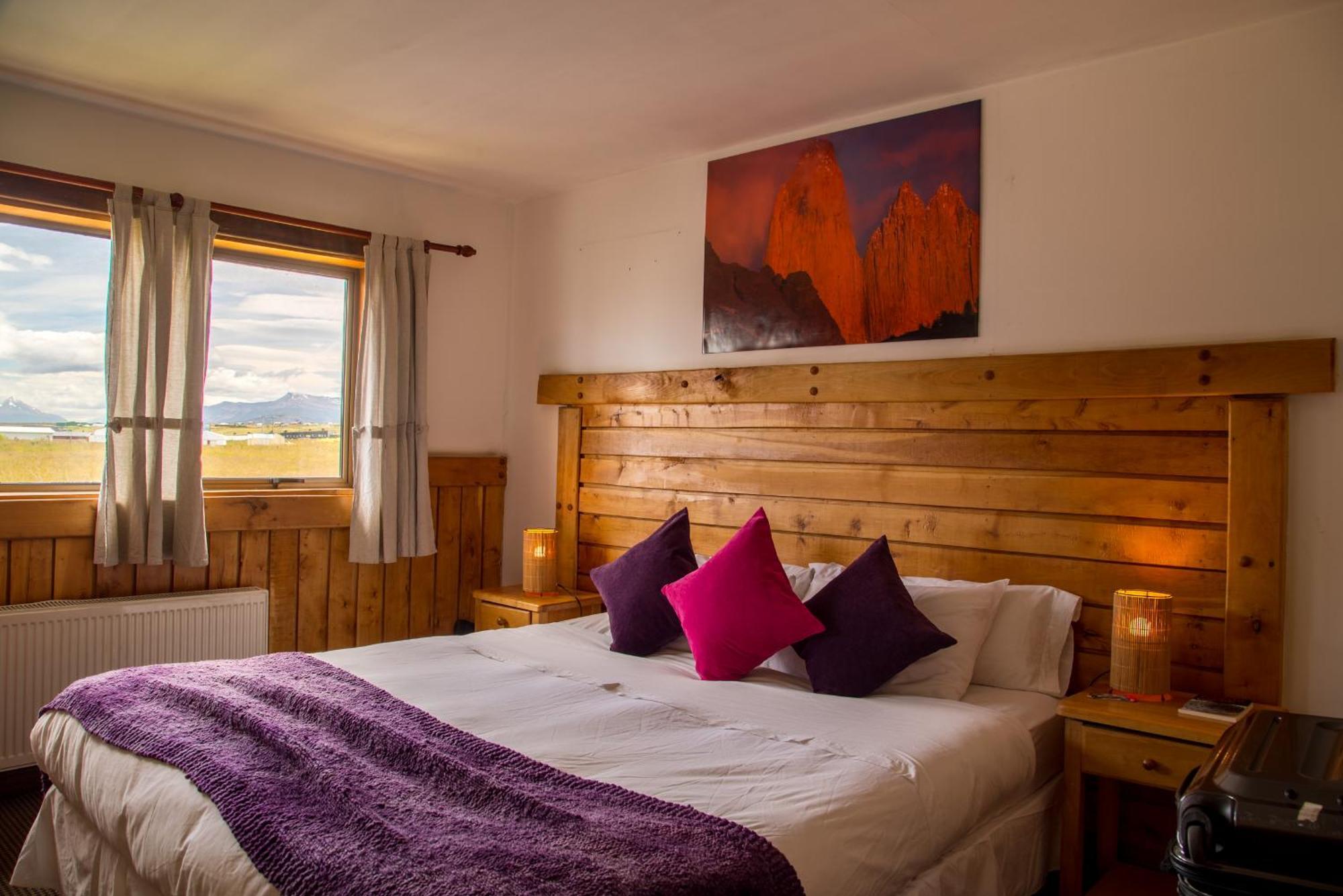 פורטו נטאלס Weskar Lodge Hotel מראה חיצוני תמונה