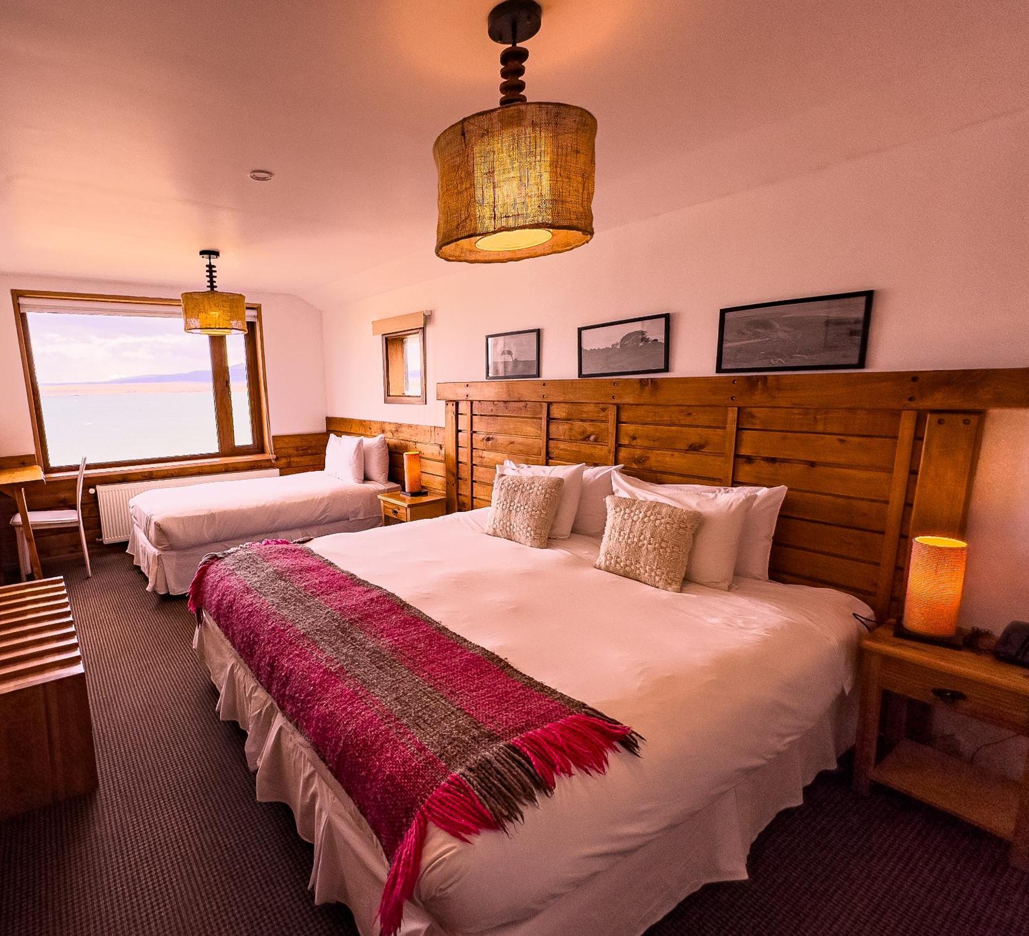 פורטו נטאלס Weskar Lodge Hotel מראה חיצוני תמונה