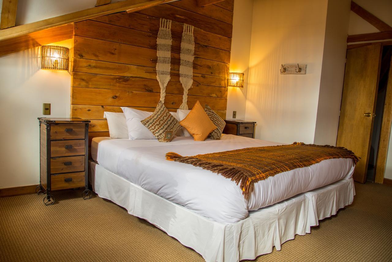פורטו נטאלס Weskar Lodge Hotel מראה חיצוני תמונה